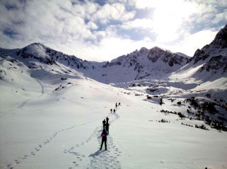 Зимно изкачване на връх Яловарника -  двудневна екскурзия в Пирин!