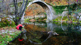 Двудневна екскурзия в Родопите - от Югово до Орешец по див маршрут през резерват Червената стена и бонус водопади и пещери! :)