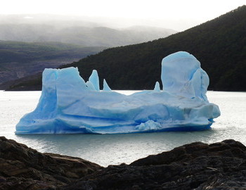 Iceberg with a form and size of a ship