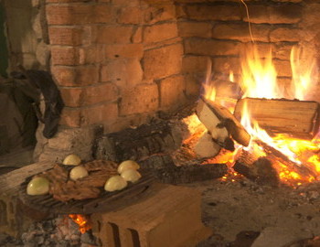 Зимна екскурзия в един от най-девствените региони на Родопите - село Мугла